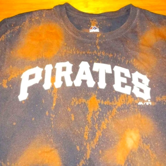 Pittsburgh pirates t shirt size large upcycled - Picture 3 of 4